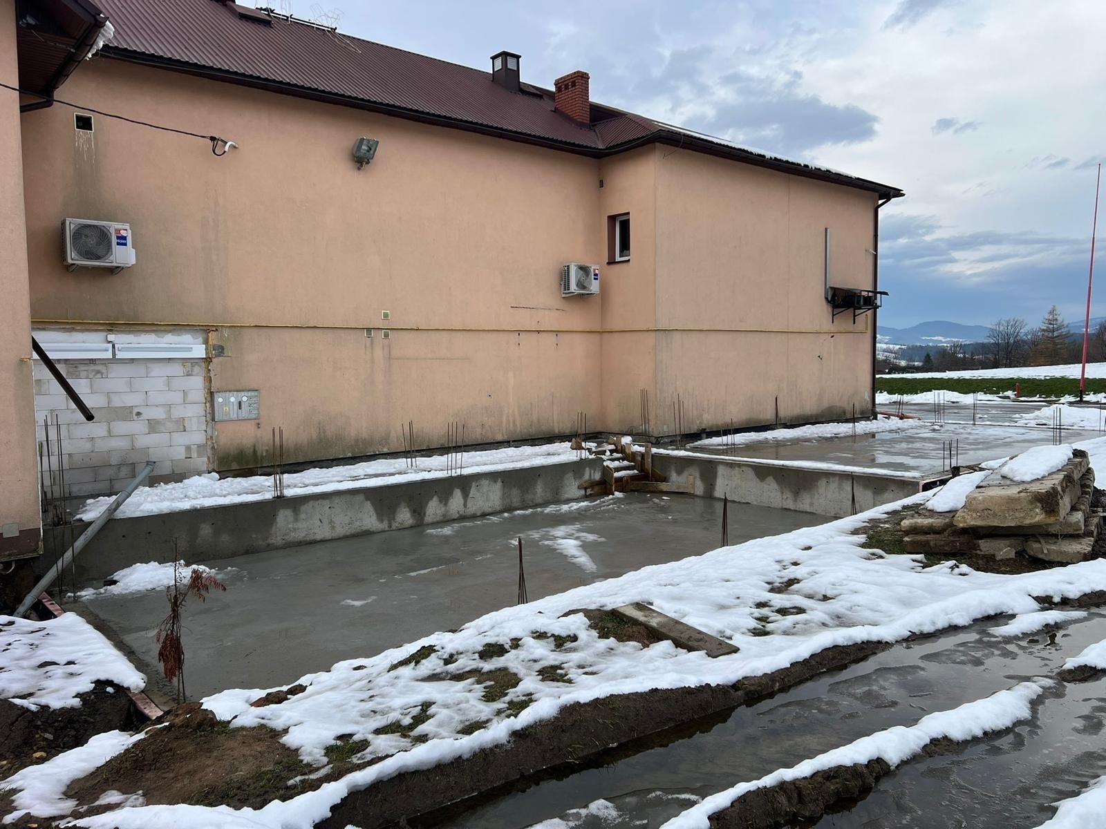 Budynek garażowy OSP w Wilkowisku, etap I – stan „0”